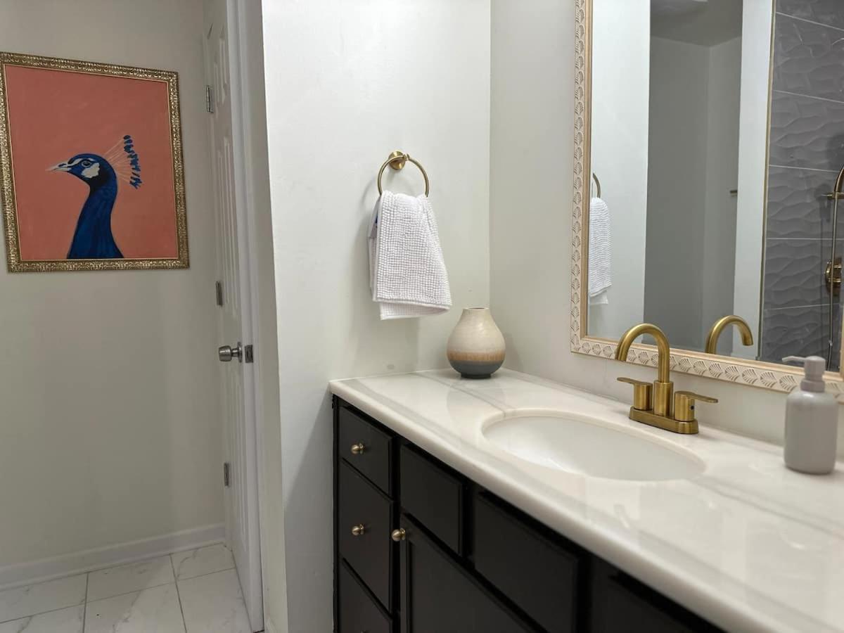Vine City Home - Duplex - 3 Mins From Gwcc & Mercedes- Benz Stadium Atlanta Extérieur photo