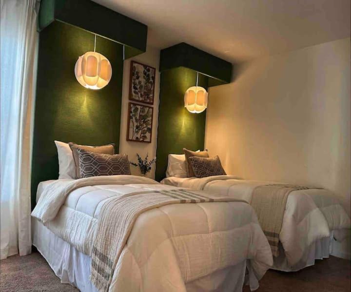Vine City Home - Duplex - 3 Mins From Gwcc & Mercedes- Benz Stadium Atlanta Extérieur photo